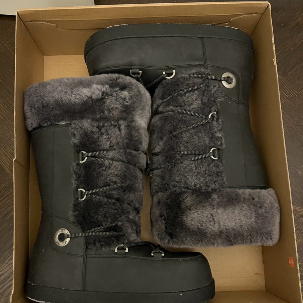 Women size 10 uggs